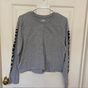 Hollister top!